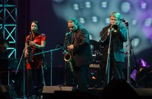 Deniss_Jazz_20_06_2005.jpg Deniss_Jazz_20_06_2005.jpg